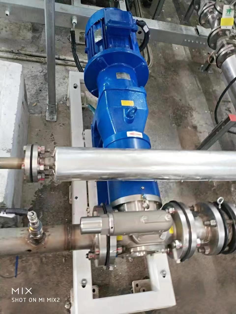 特斯拉工厂磁力齿轮泵